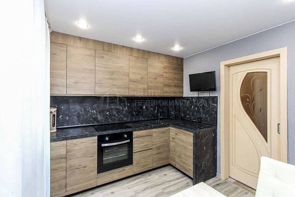 4-к квартира, 74 кв.м.