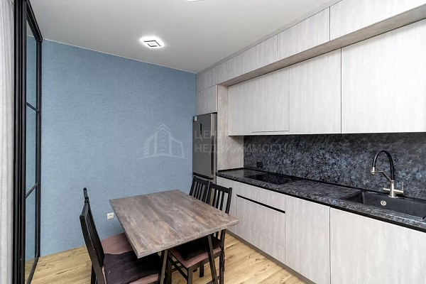 2-к квартира, 65 кв.м.