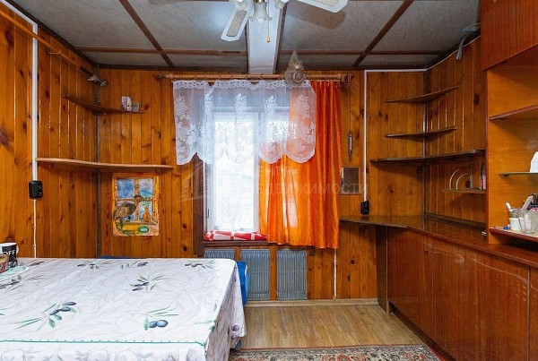 Дом с участком, 109 кв.м.