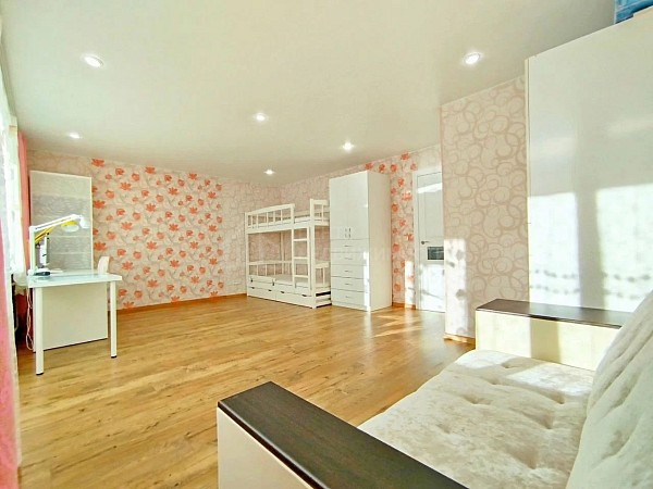 4-к квартира, 110 кв.м.