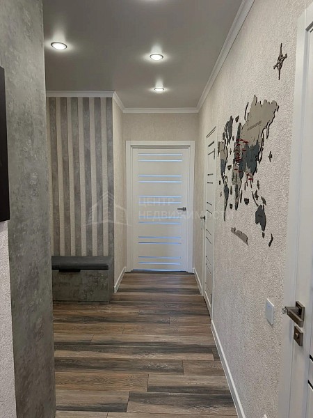 2-к квартира, 70 кв.м.
