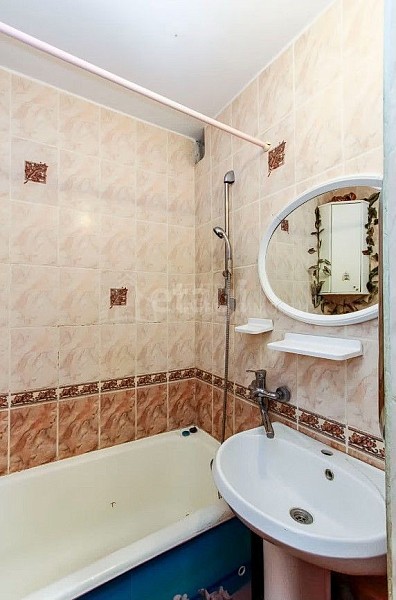 4-к квартира, 74 кв.м.