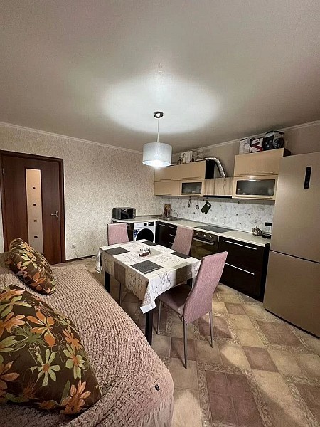 2-к квартира, 66 кв.м.