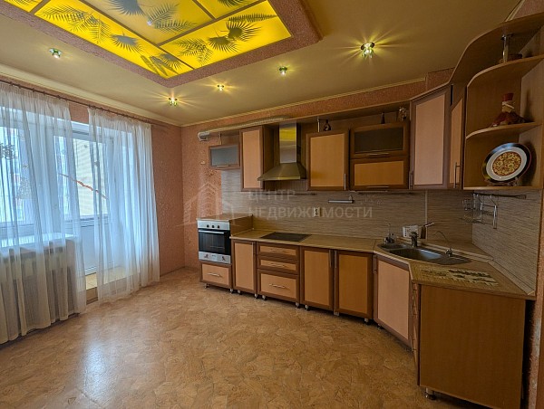 2-к квартира, 77 кв.м.