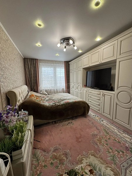 2-к квартира, 79 кв.м.