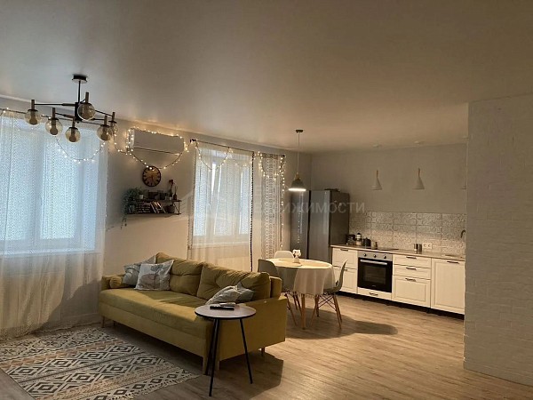 2-к квартира, 85 кв.м.