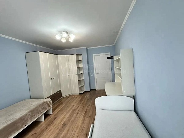 2-к квартира, 74 кв.м.