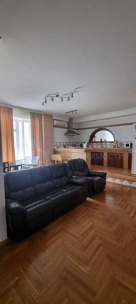 3-к квартира, 127 кв.м.