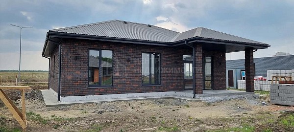 Дом с участком, 100 кв.м. Дом с участком, 100 кв.м.