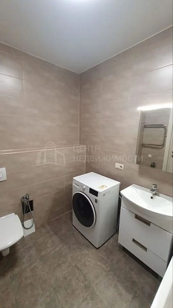 2-к квартира, 65 кв.м.