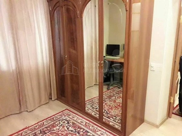 2-к квартира, 74 кв.м.