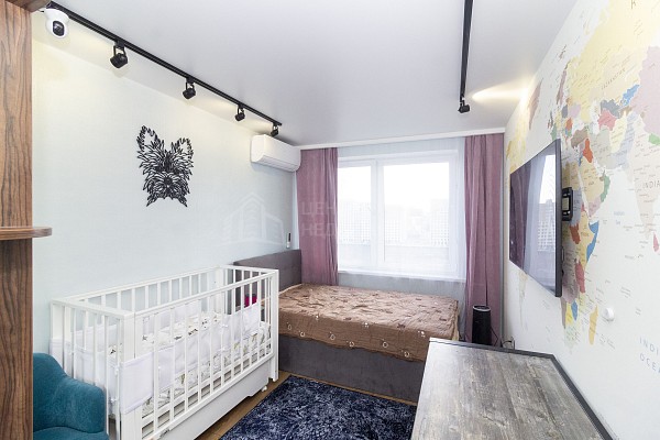 2-к квартира, 77 кв.м.