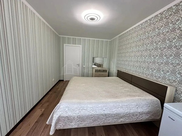2-к квартира, 74 кв.м.