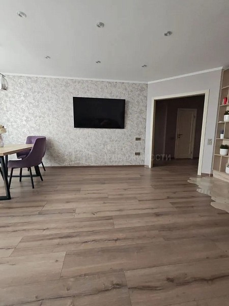 3-к квартира, 87 кв.м.