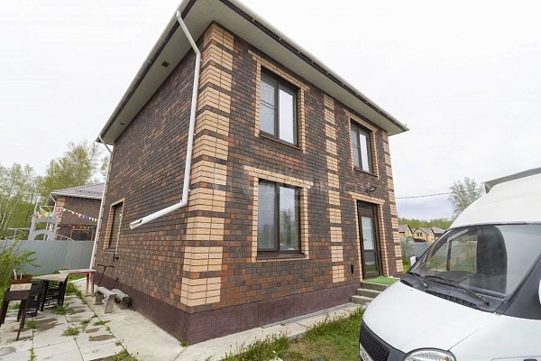 Дом с участком, 102 кв.м.