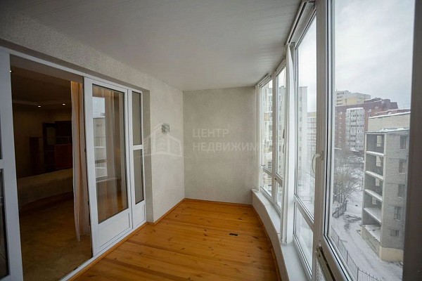 5-к квартира, 220 кв.м.