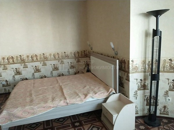 2-к квартира, 76 кв.м.