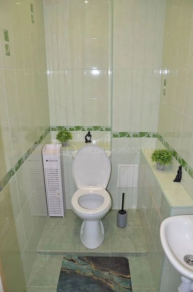 2-к квартира, 77 кв.м.