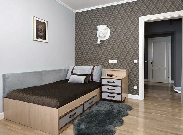 4-к квартира, 163 кв.м.