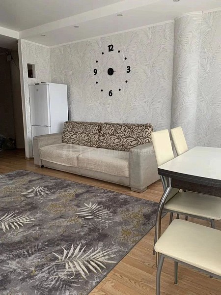 2-к квартира, 79 кв.м.