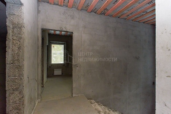 Дом с участком, 180 кв.м.