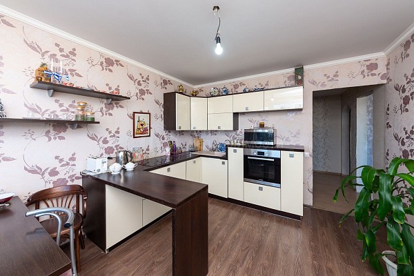 3-к квартира, 90 кв.м.