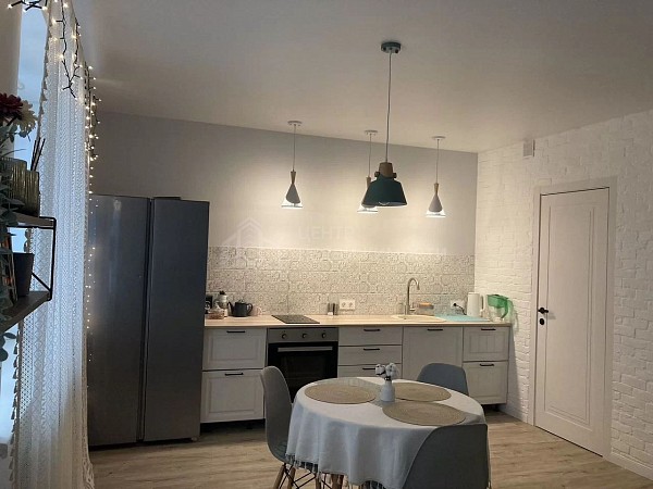 2-к квартира, 85 кв.м.