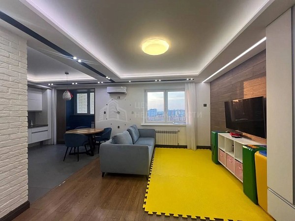 2-к квартира, 93 кв.м.