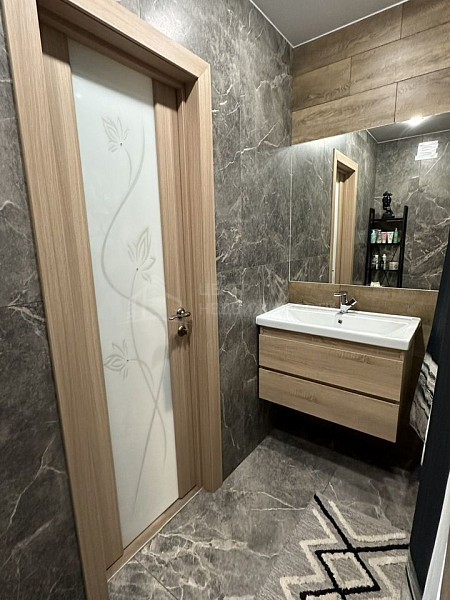 2-к квартира, 61 кв.м.