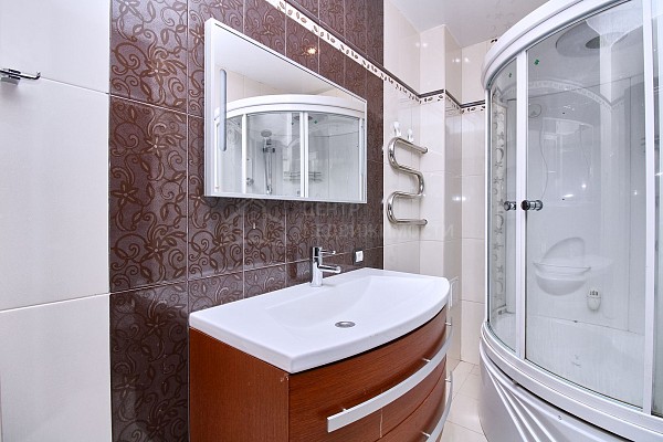 2-к квартира, 97 кв.м.