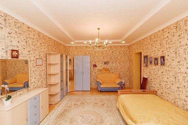 6-к квартира, 282 кв.м.