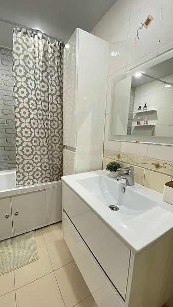 3-к квартира, 90 кв.м. 3-к квартира, 90 кв.м.