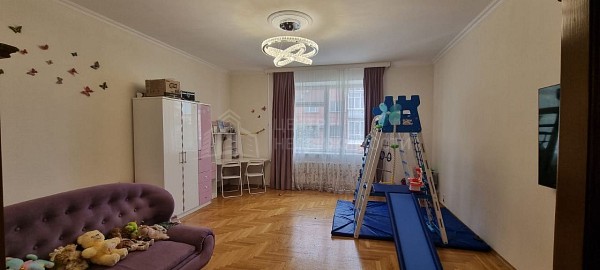 3-к квартира, 127 кв.м.