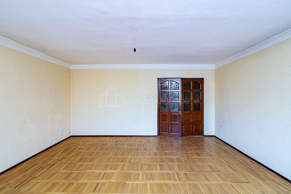 7-к квартира, 221 кв.м. 7-к квартира, 221 кв.м.