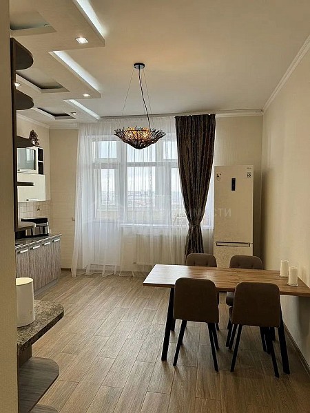 3-к квартира, 121 кв.м.
