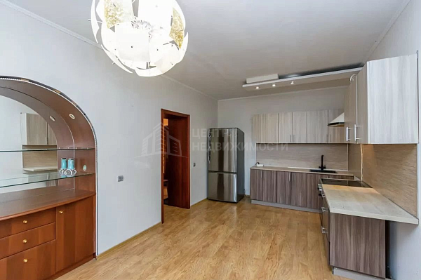 2-к квартира, 84 кв.м.