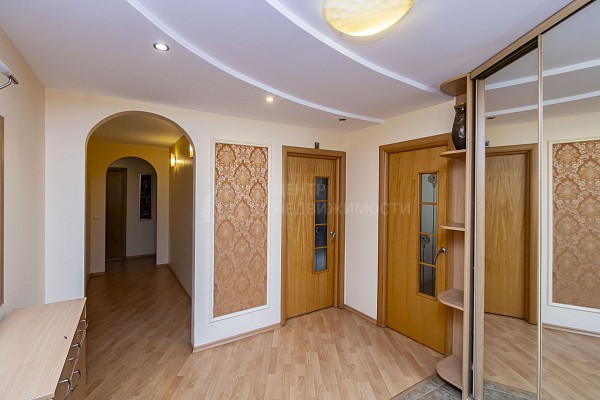 4-к квартира, 106 кв.м.