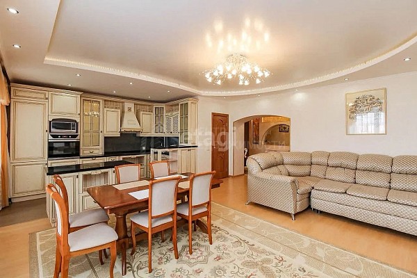 3-к квартира, 114 кв.м.