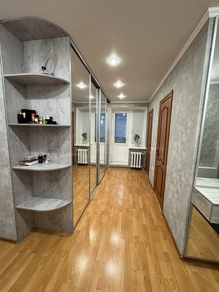 2-к квартира, 65 кв.м.
