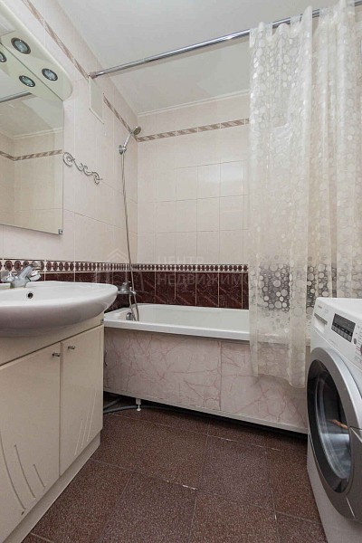 2-к квартира, 64 кв.м.