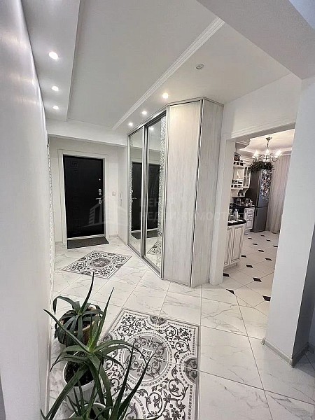 2-к квартира, 57 кв.м.
