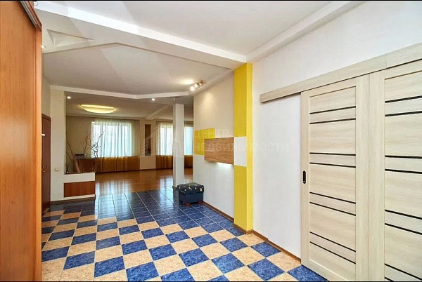 3-к квартира, 143 кв.м.