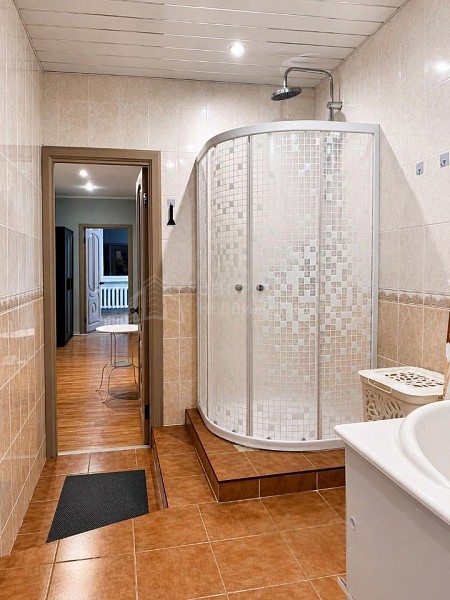 2-к квартира, 75 кв.м.