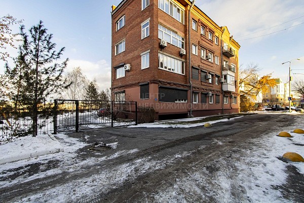 7-к квартира, 221 кв.м. 7-к квартира, 221 кв.м.
