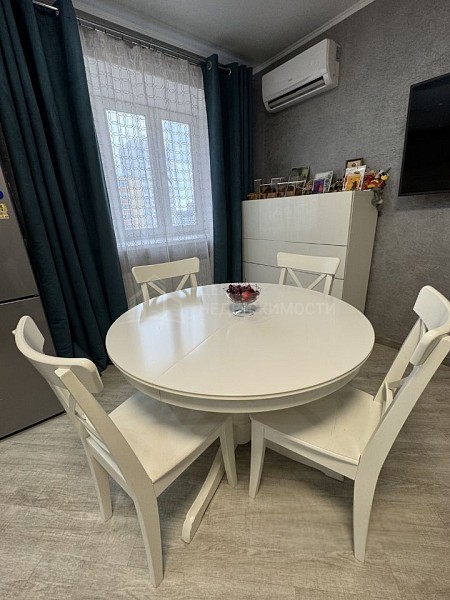 2-к квартира, 84 кв.м.