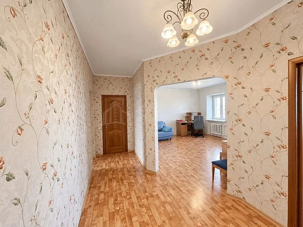 2-к квартира, 74 кв.м.