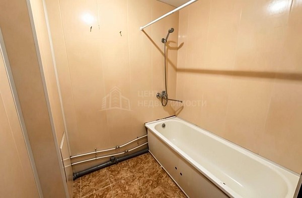 2-к квартира, 70 кв.м.