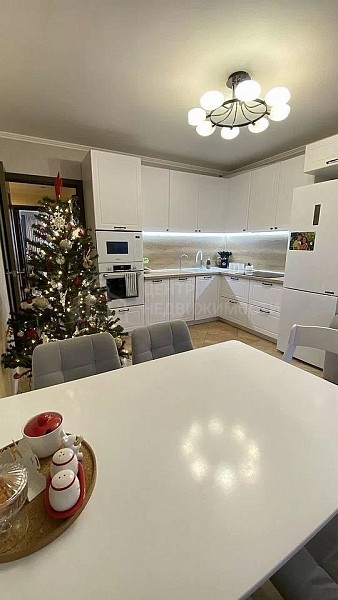 3-к квартира, 90 кв.м. 3-к квартира, 90 кв.м.
