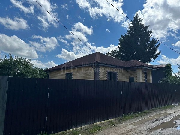 Дом с участком, 83 кв.м.