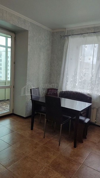 2-к квартира, 76 кв.м.